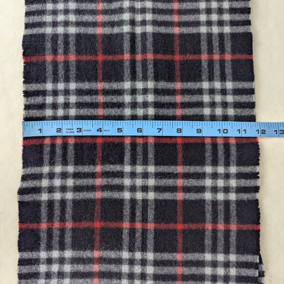 Burberry's Scarf Blue – Unisex Lambswool Check – Luxury Warm Winter Fashion - Picture 7 of 7